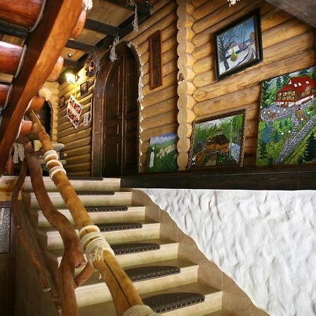 U ?Imbora Hotel Ламшори Екстериор снимка